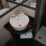 Casa Valeria Bed & Breakfast Naples