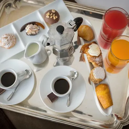 Casa Valeria 4*