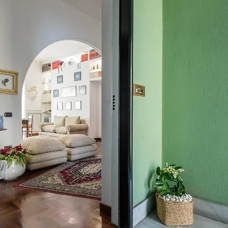 Casa Valeria Bed & Breakfast Napoli