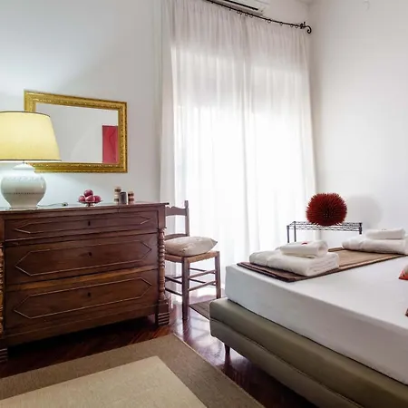 Casa Valeria לינה וארוחת בוקר נאפולי