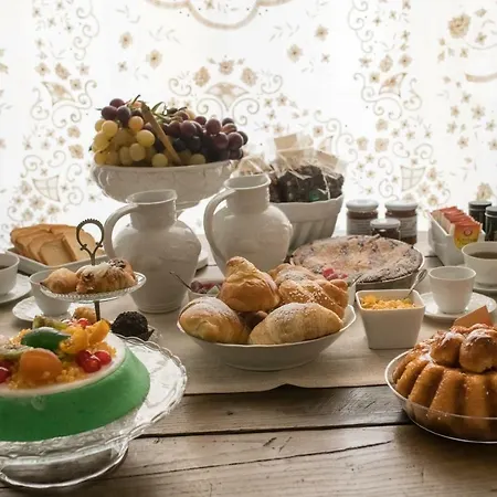 Casa Valeria Naples