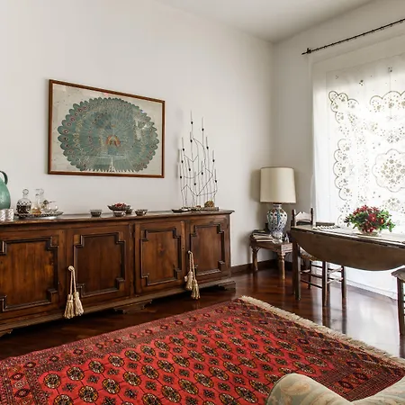 Casa Valeria فندق مبيت وإفطار نابولي